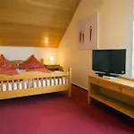 Hotel-pension-waldblick Garni Hotel 3*