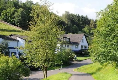 Hotel-pension-waldblick Garni
