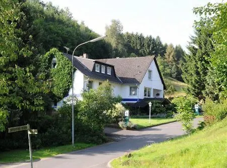 ホテル Hotel-pension-waldblick Garni 3*