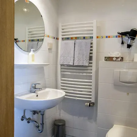 Hotel-pension-waldblick Garni 3*