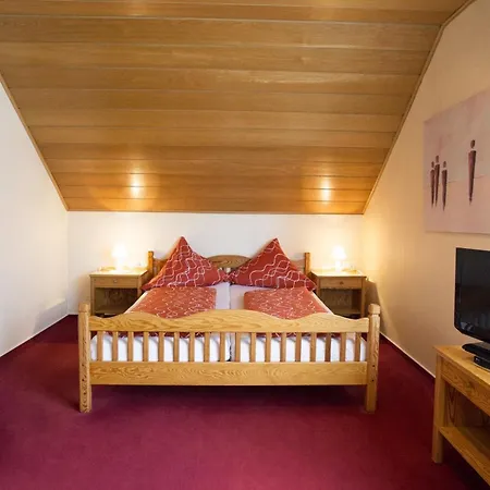 Szálloda Hotel-pension-waldblick Garni 3*