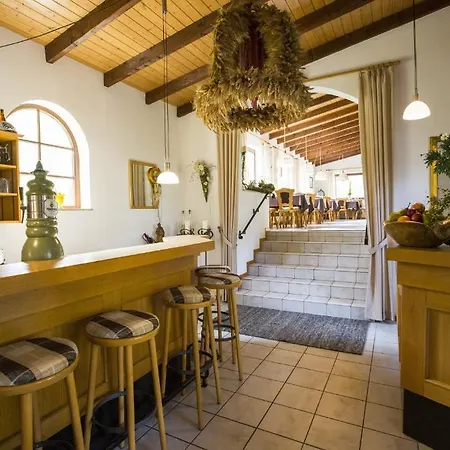 ホテル Hotel-pension-waldblick Garni