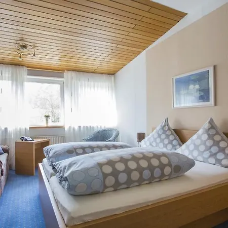 Hotel-pension-waldblick Garni מלון